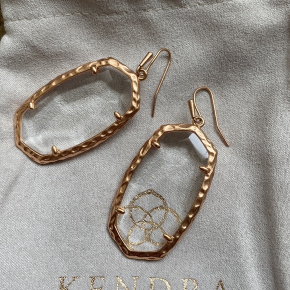 Kendra Scott Drop earrings gold and clear - Picture 3 of 4